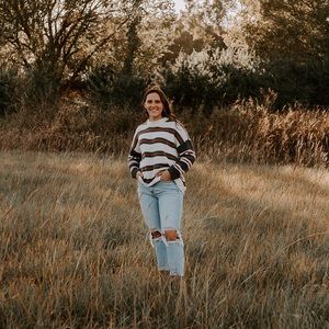 American Eagle Mom jeans